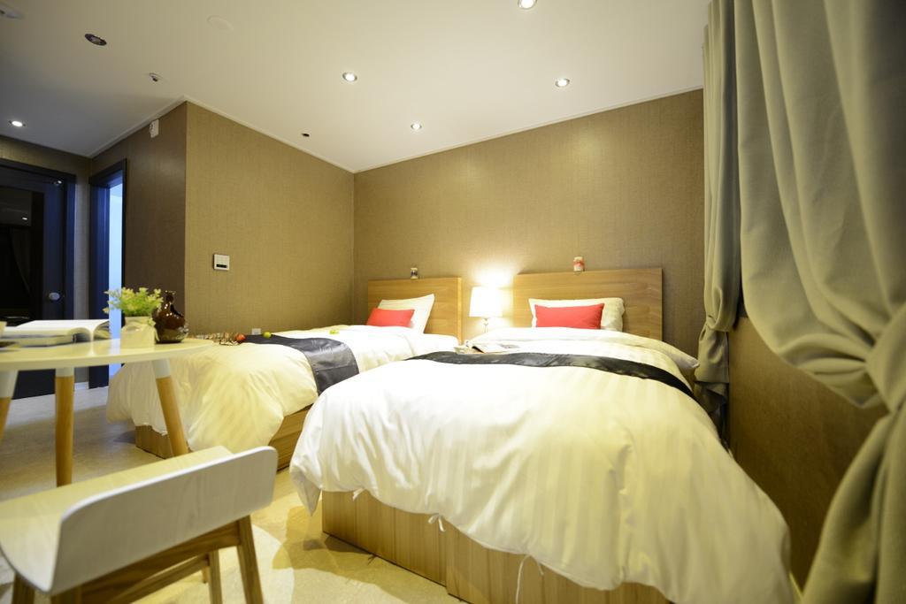 Dunsan Graytone Hotel Daejeon Cameră foto