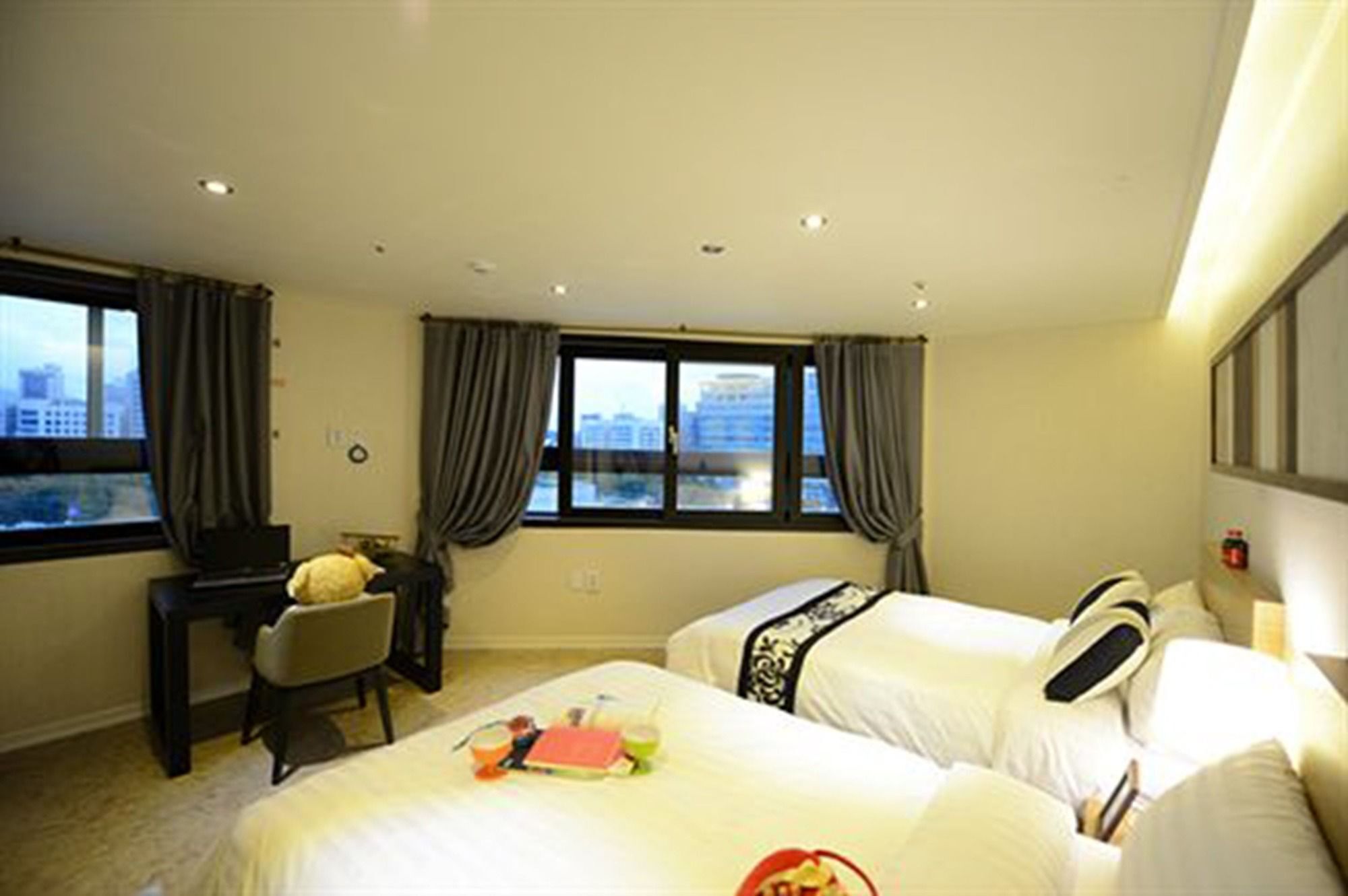 Dunsan Graytone Hotel Daejeon Exterior foto