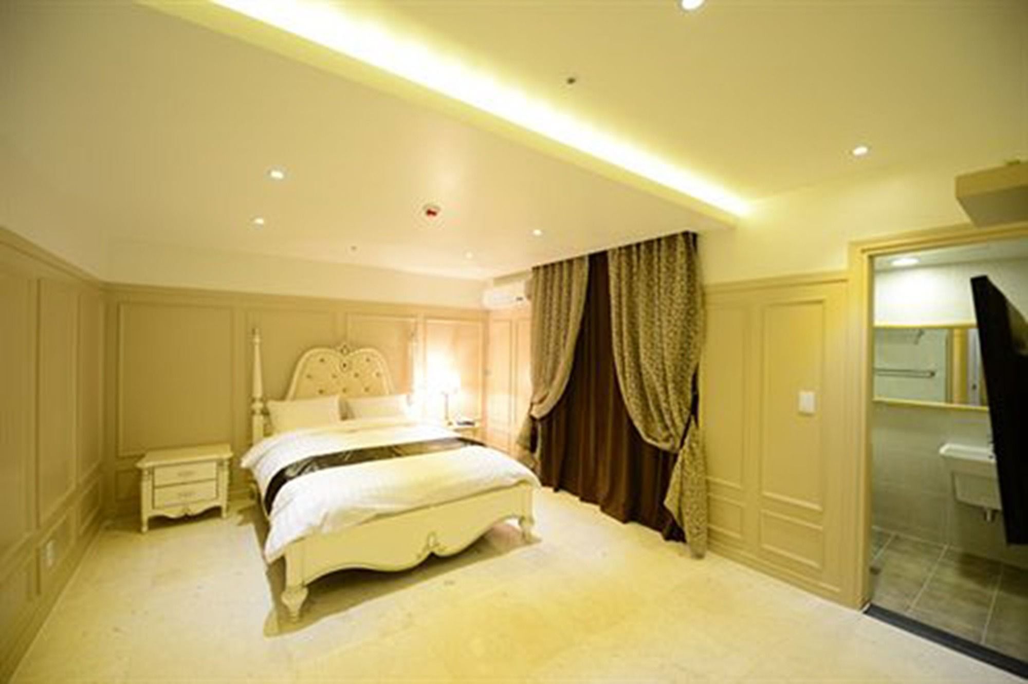 Dunsan Graytone Hotel Daejeon Exterior foto